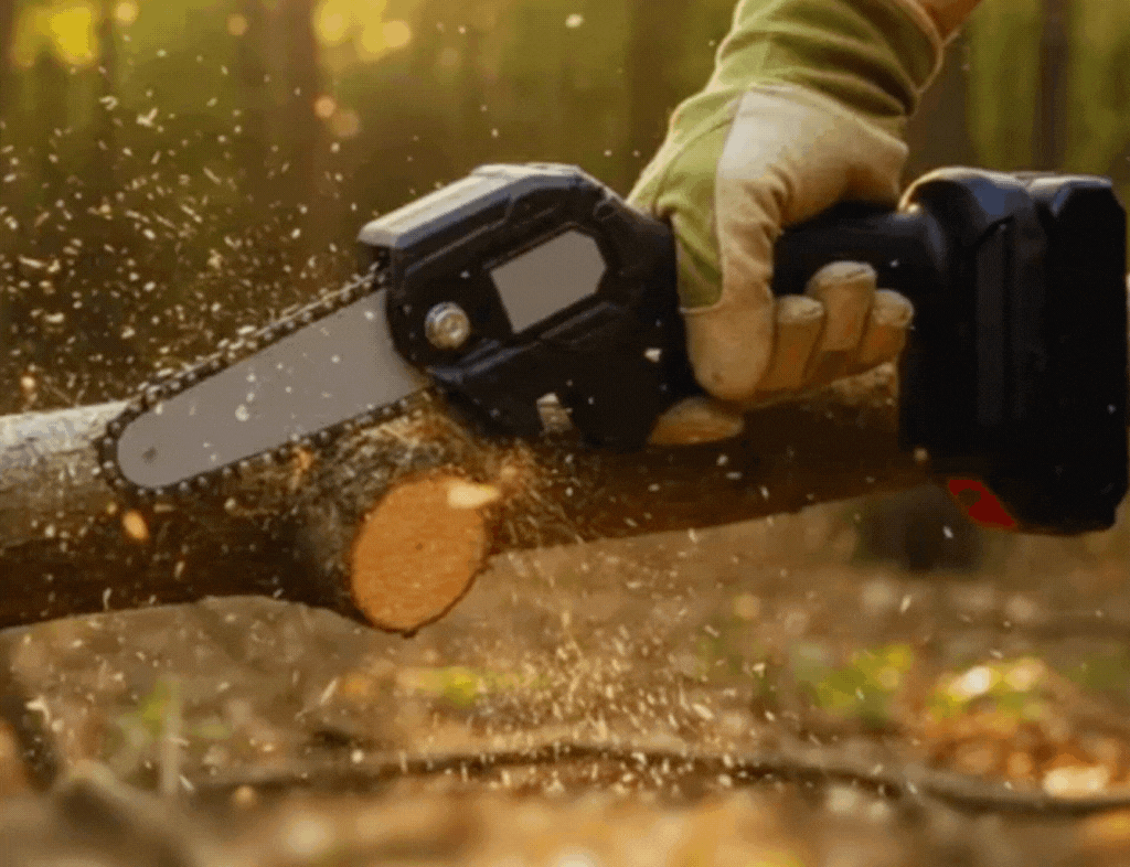 Mini Motosierra Eléctrica MAKITA 36V